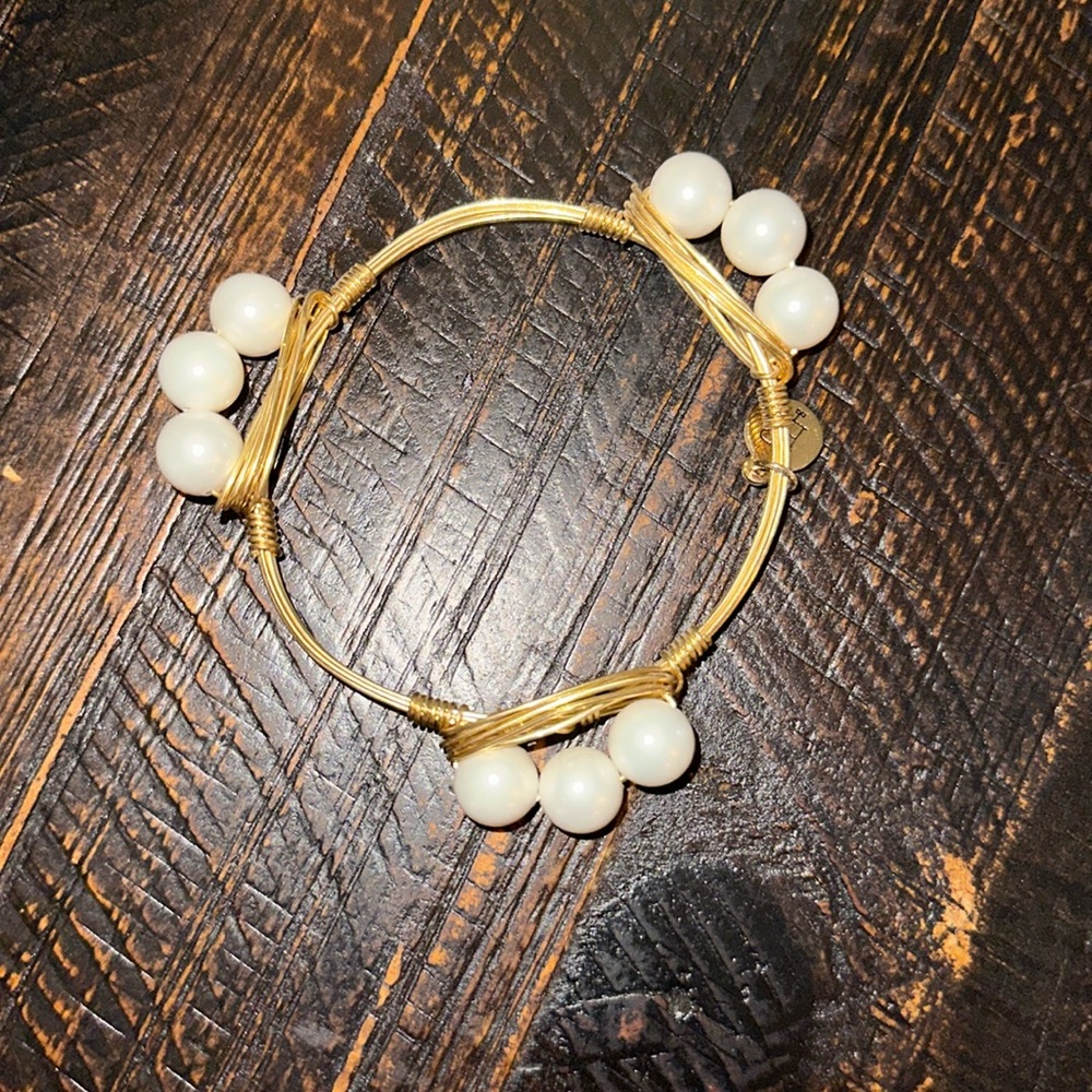 Bourbon and Bowties Pearl Bangle